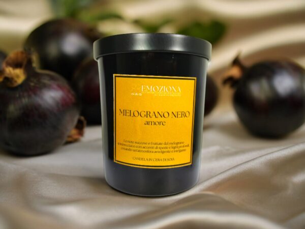 Candela-in-Cera-di-Soia-Melograno-Nero-Amore-Linea-EMOZIONA-GR.-20