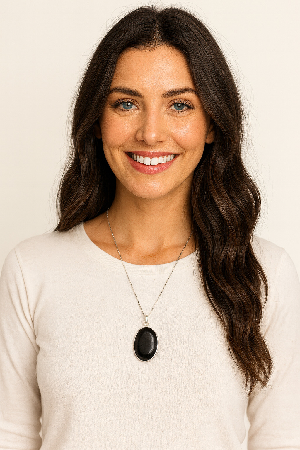 Ciondolo tormalina nera ovale