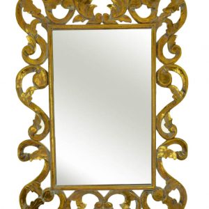 Specchio-con-cornice-intagliata-in-legno