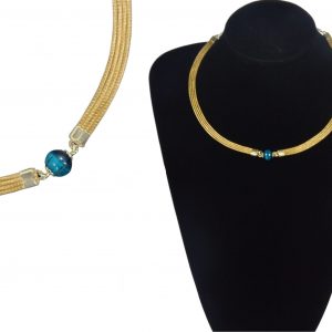 collana-capin-dourado-con-occhio-di-tigre-azzurro