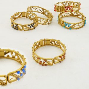 BRACCIALE DORATO CON PIETRINE